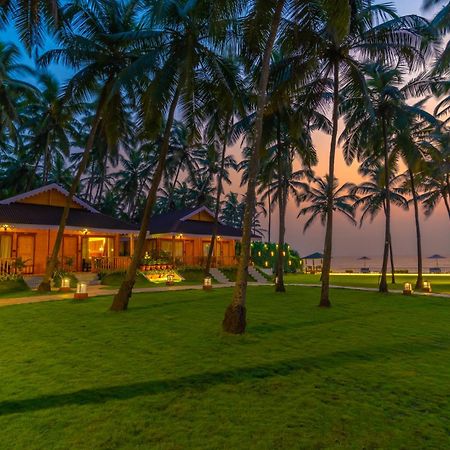 La Cabana Beach & Spa, By Ashvem Beach Mandrem Ngoại thất bức ảnh