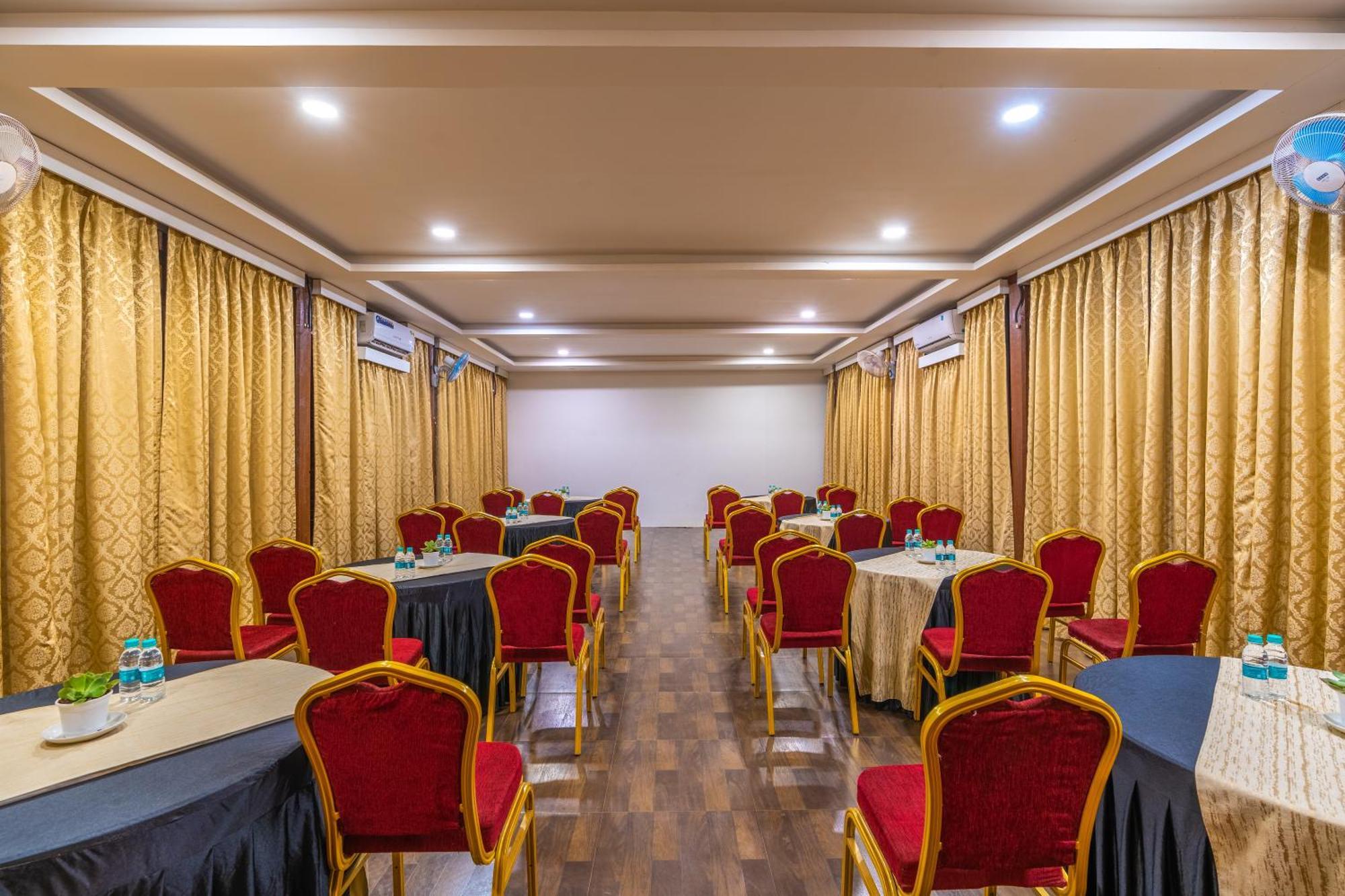 La Cabana Beach & Spa, By Ashvem Beach Mandrem Ngoại thất bức ảnh