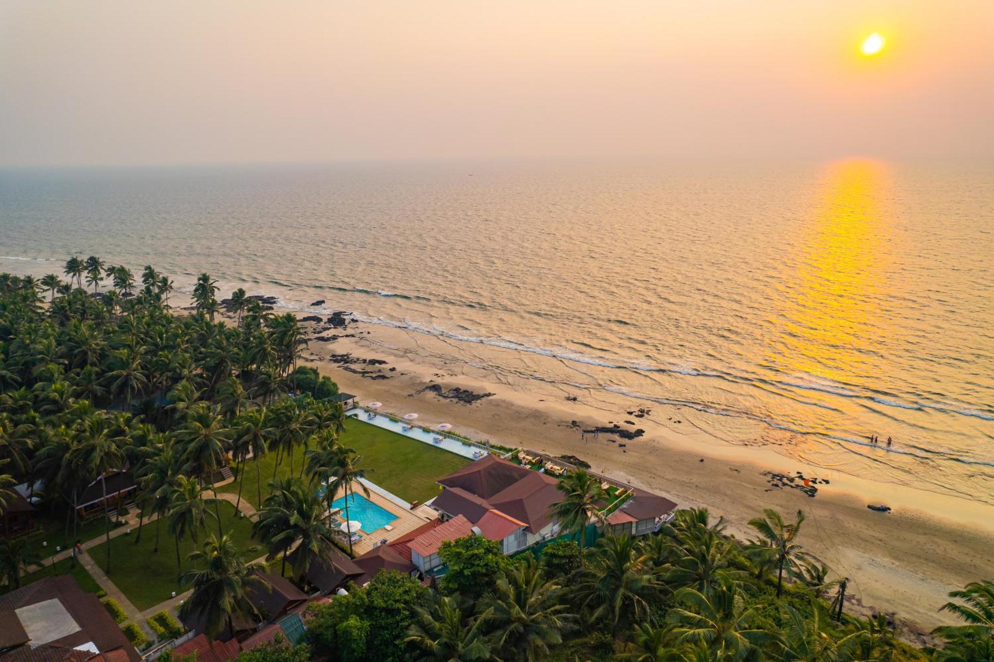 La Cabana Beach & Spa, By Ashvem Beach Mandrem Ngoại thất bức ảnh