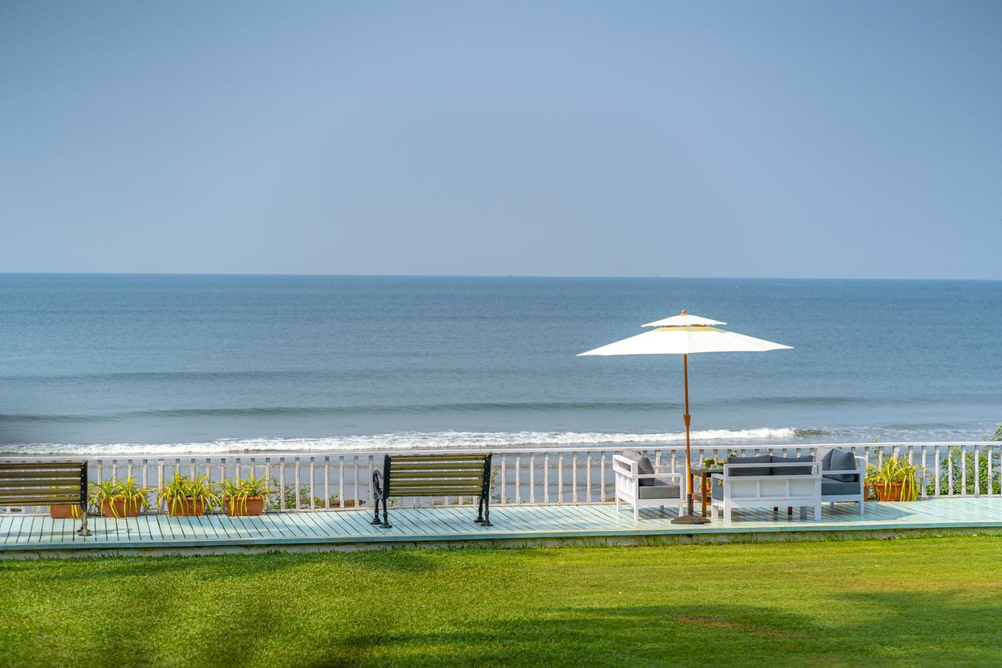 La Cabana Beach & Spa, By Ashvem Beach Mandrem Ngoại thất bức ảnh