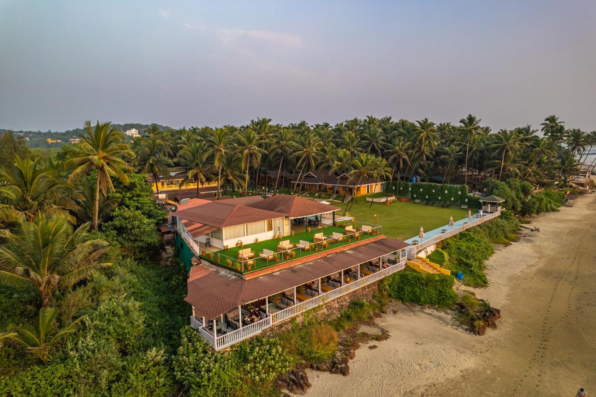 La Cabana Beach & Spa, By Ashvem Beach Mandrem Ngoại thất bức ảnh