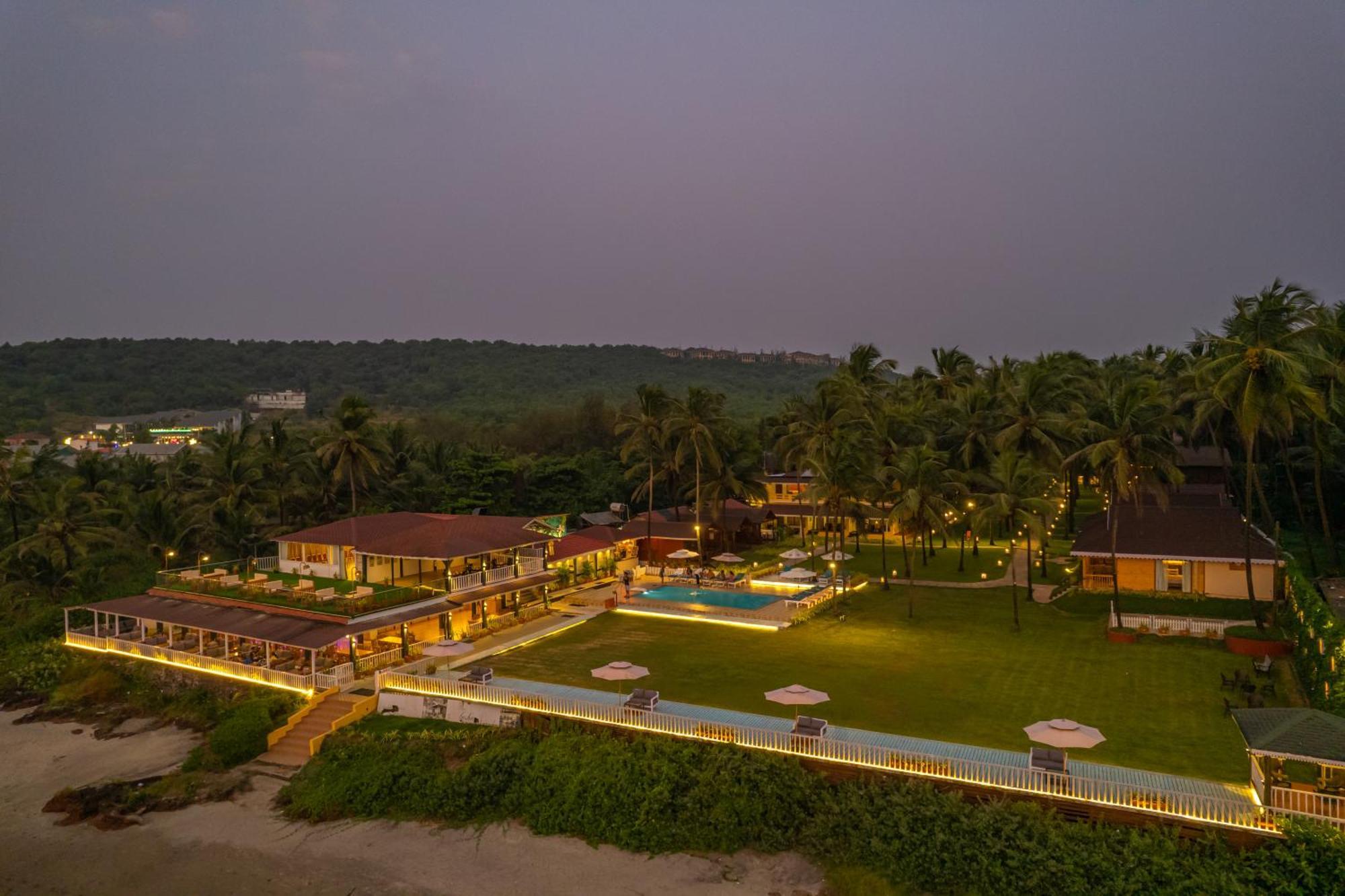 La Cabana Beach & Spa, By Ashvem Beach Mandrem Ngoại thất bức ảnh