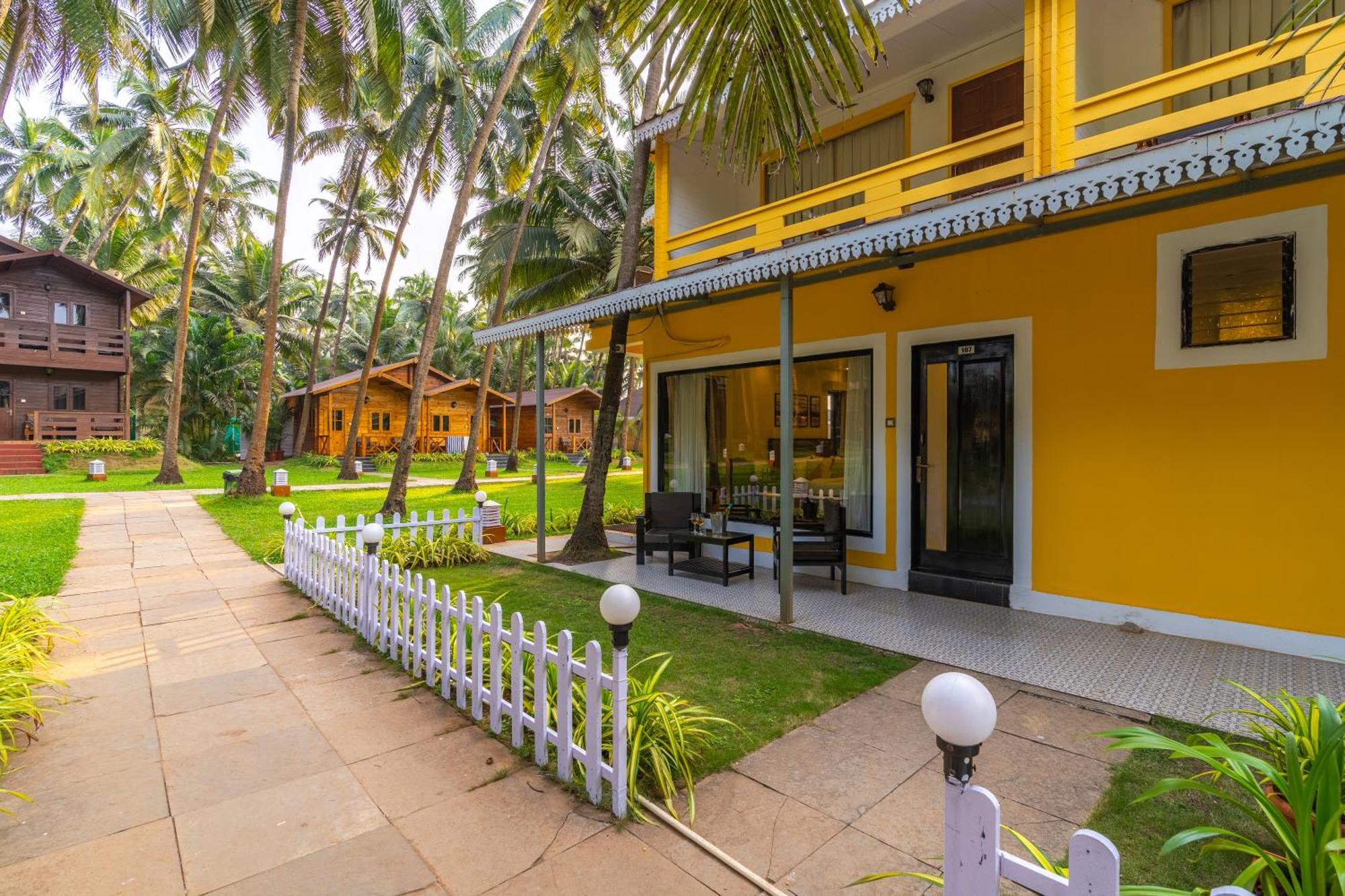 La Cabana Beach & Spa, By Ashvem Beach Mandrem Ngoại thất bức ảnh