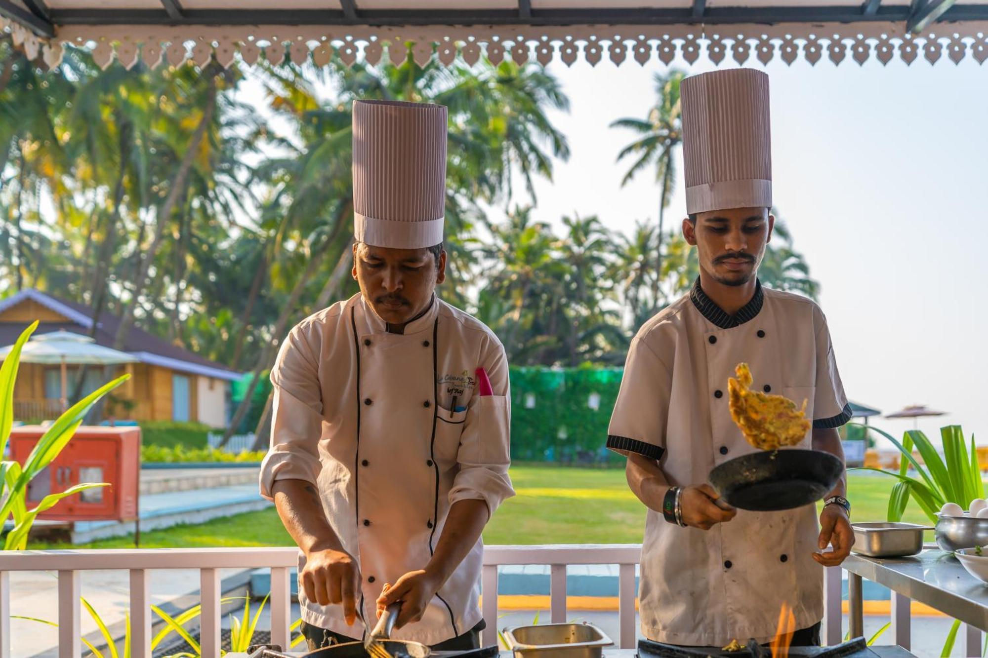 La Cabana Beach & Spa, By Ashvem Beach Mandrem Ngoại thất bức ảnh
