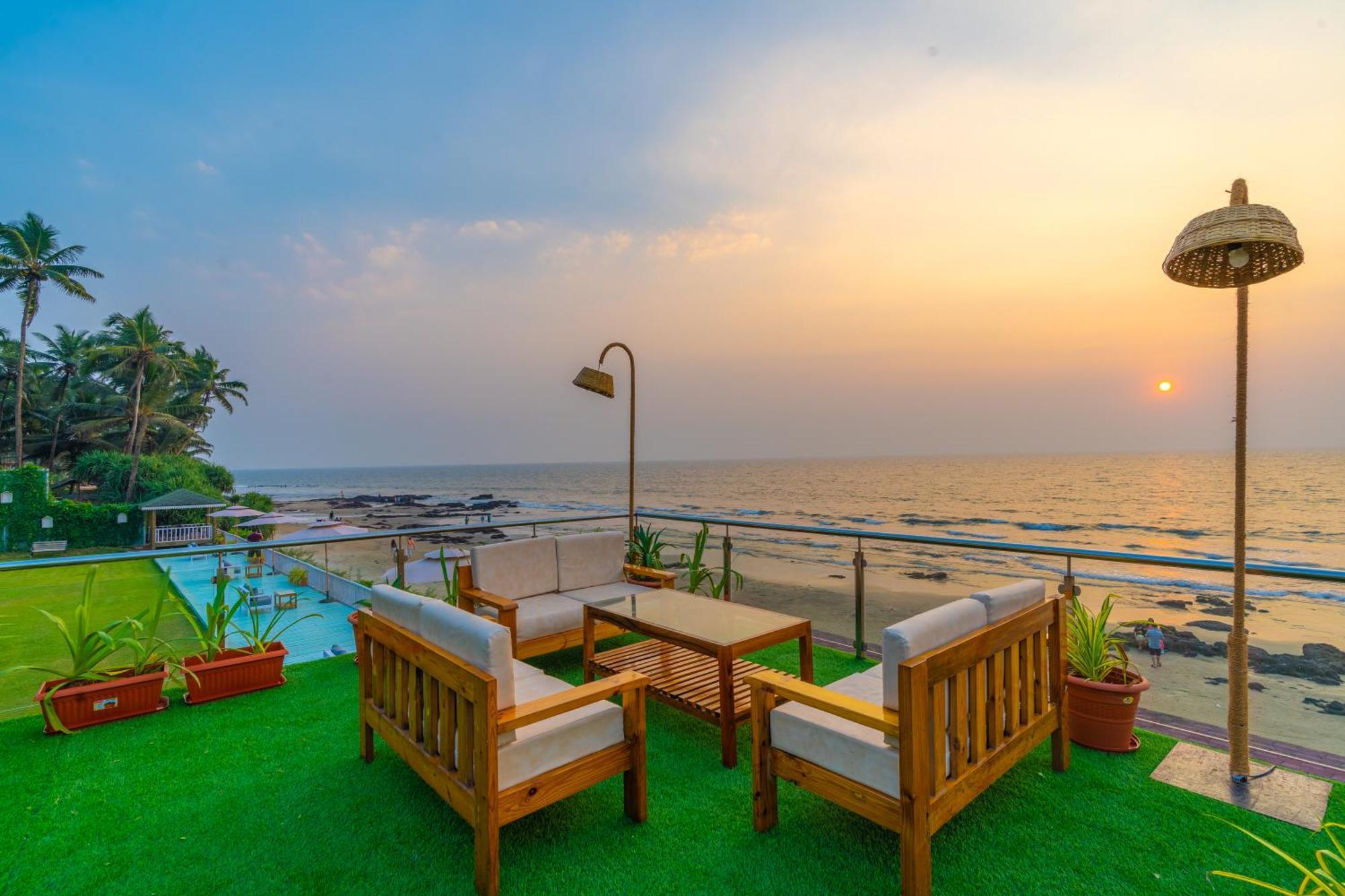 La Cabana Beach & Spa, By Ashvem Beach Mandrem Ngoại thất bức ảnh